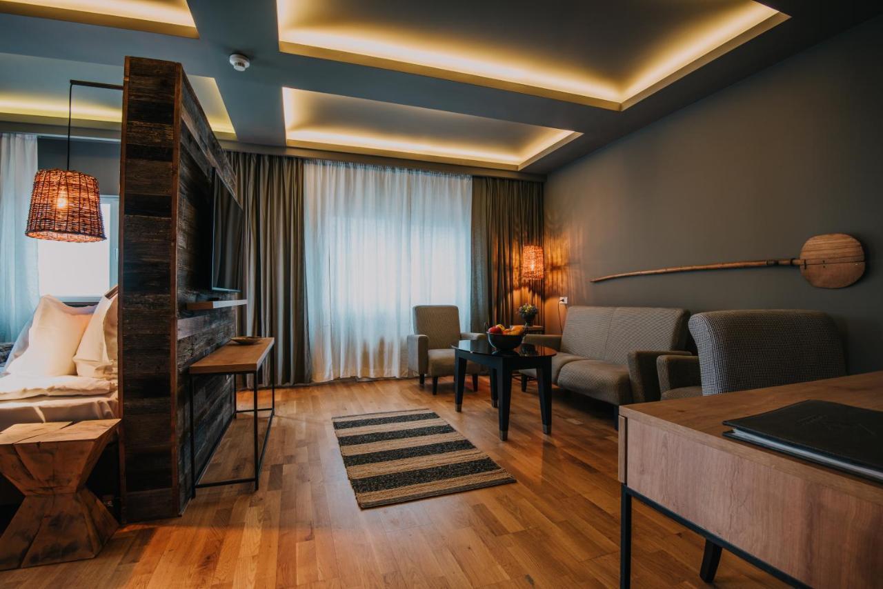 Balvanyos Resort - Peakture Hotel & Grand Hotel バルバニオス エクステリア 写真