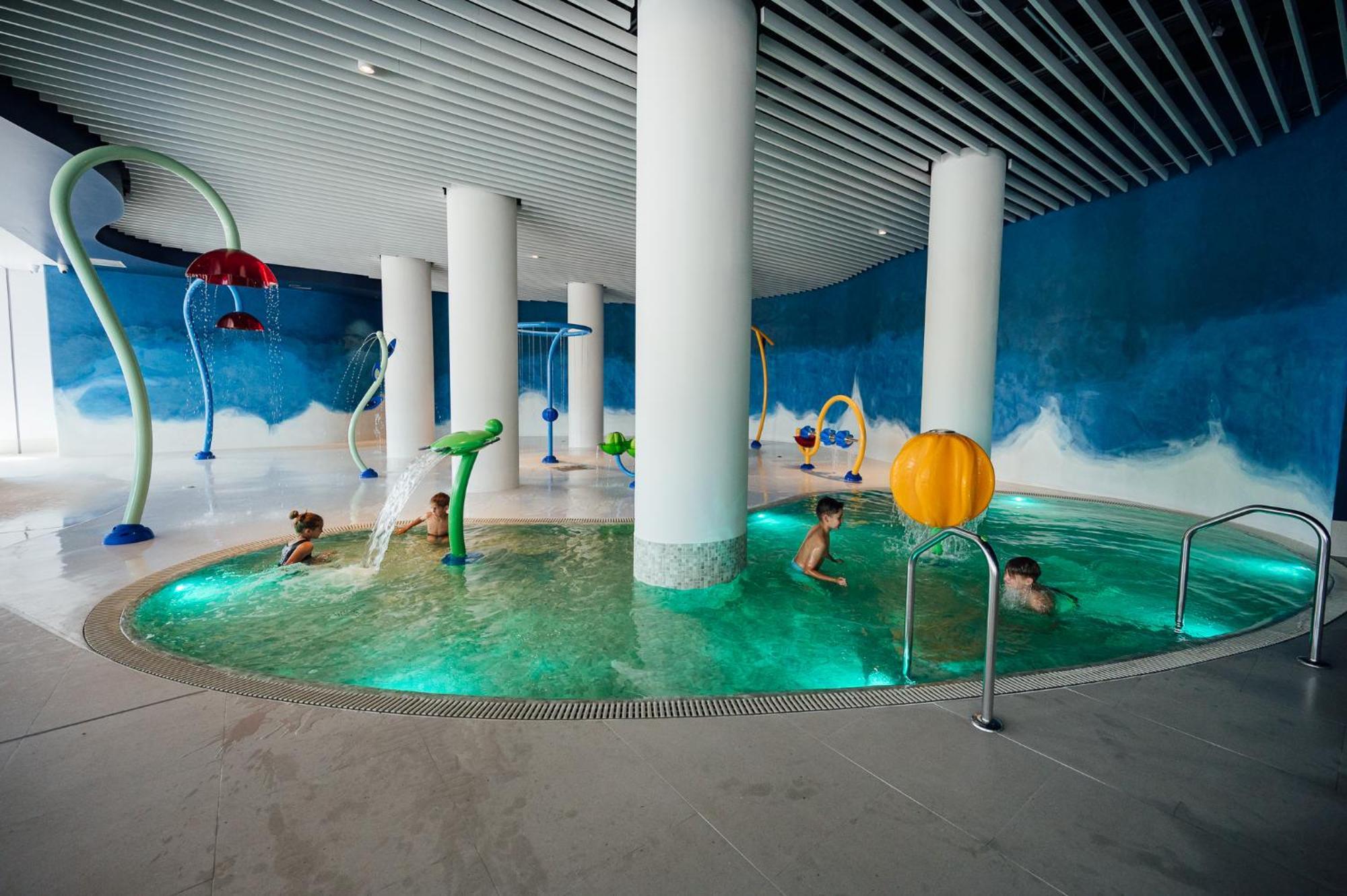 Balvanyos Resort - Peakture Hotel & Grand Hotel バルバニオス エクステリア 写真
